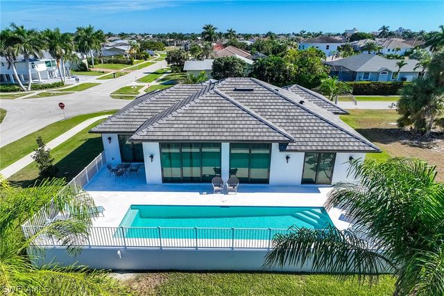 740 Seagrape DR, Marco Island, FL 34145