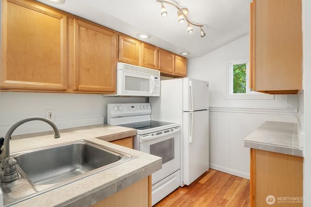 5444 Kirkwood Place N, Seattle, WA 98103