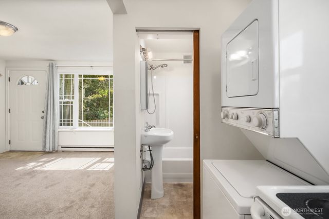5444 Kirkwood Place N, Seattle, WA 98103