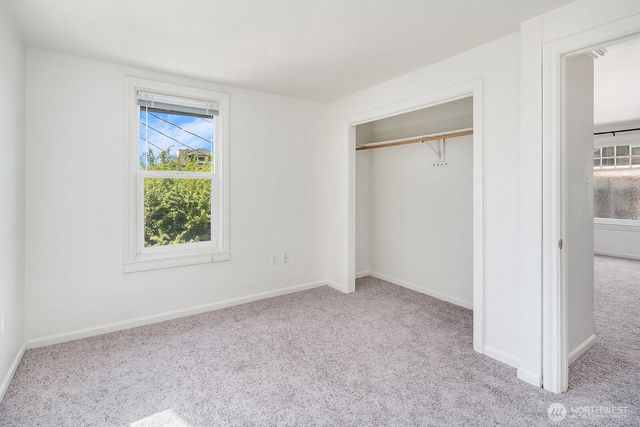 5444 Kirkwood Place N, Seattle, WA 98103