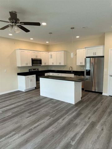 4346 CAMBIO GARDENS COURT, Tampa, FL 33610