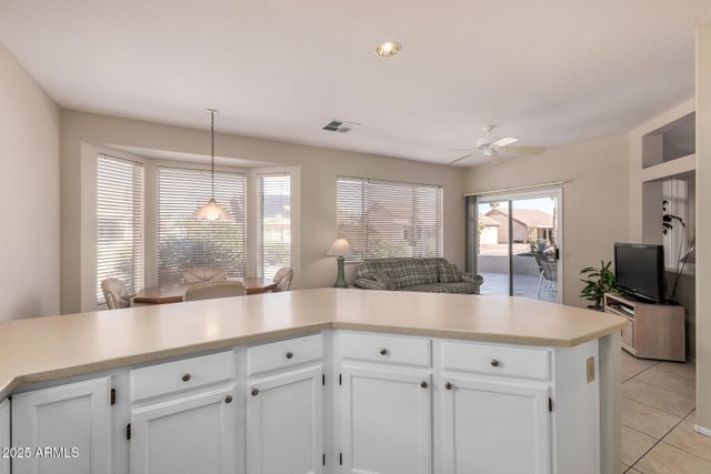 15924 W FALCON RIDGE Drive, Sun City West, AZ 85375