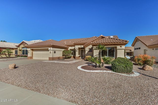 15924 W FALCON RIDGE Drive, Sun City West, AZ 85375