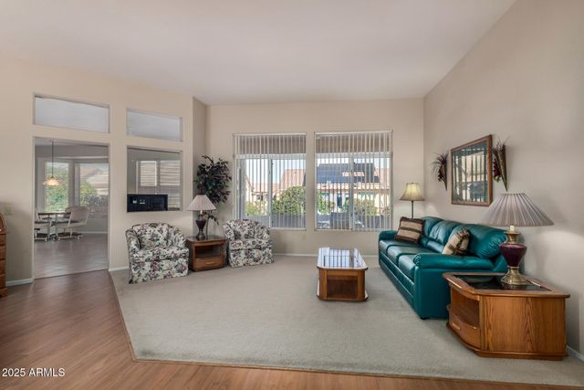 15924 W FALCON RIDGE Drive, Sun City West, AZ 85375