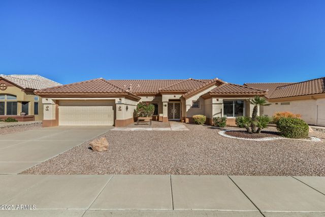 15924 W FALCON RIDGE Drive, Sun City West, AZ 85375