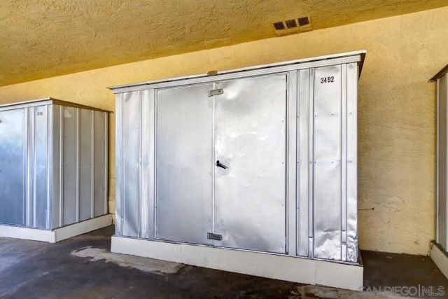 3488 Monroe Avenue, San Diego, CA 92116