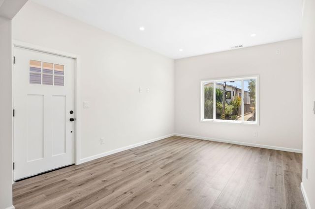 812 54th Street, Oakland, CA 94608