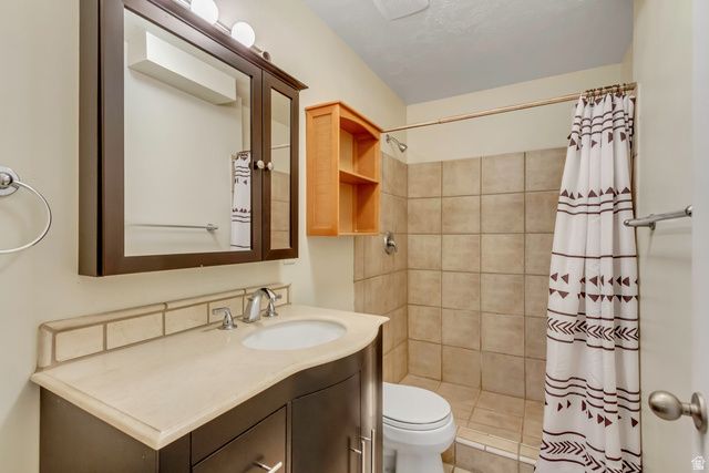 966 E LAMBERT AVE, Santaquin, UT 84655