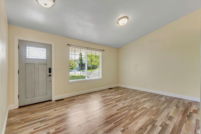 966 E LAMBERT AVE, Santaquin, UT 84655