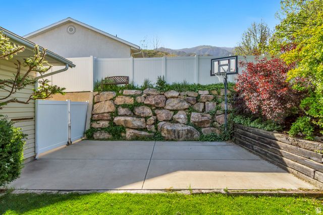 966 E LAMBERT AVE, Santaquin, UT 84655
