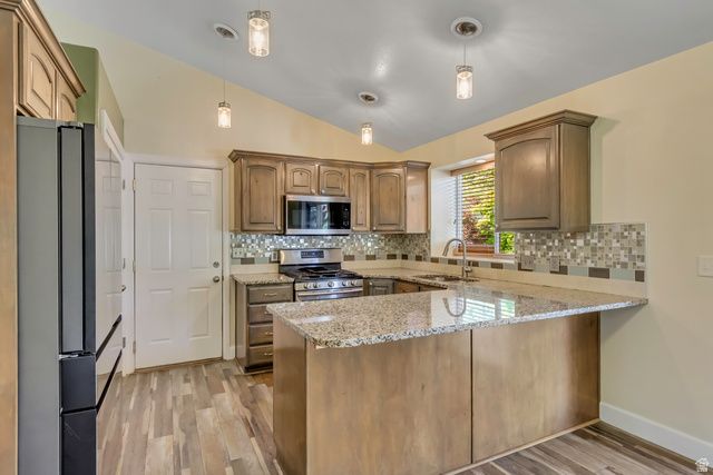 966 E LAMBERT AVE, Santaquin, UT 84655