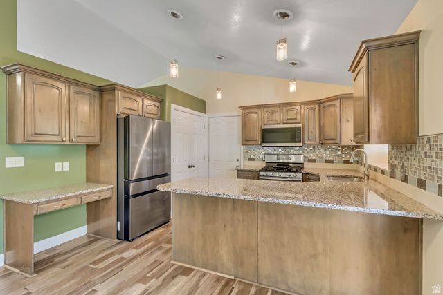 966 E LAMBERT AVE, Santaquin, UT 84655