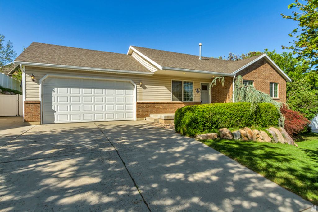 966 E LAMBERT AVE, Santaquin, UT 84655