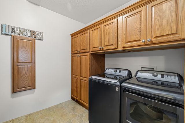 134 Hillcrest Ridge, Montezuma, IA 50171