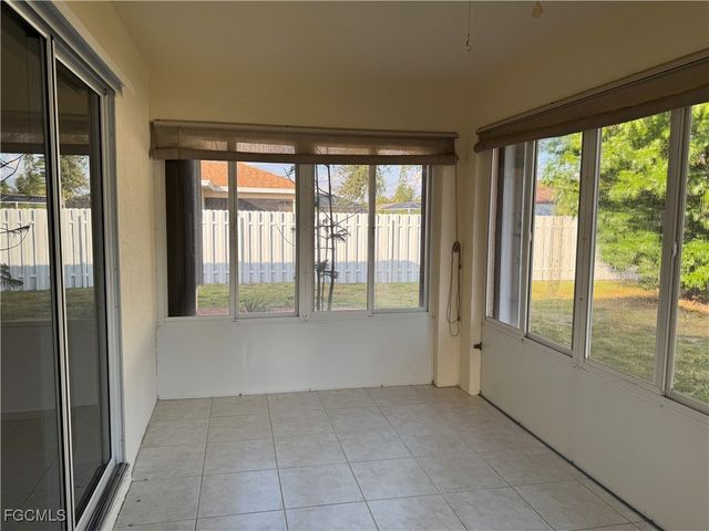 4417 SW 6th PL, Cape Coral, FL 33914