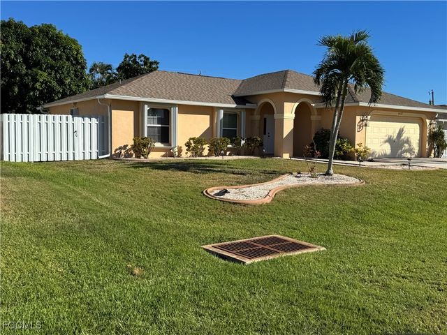 4417 SW 6th PL, Cape Coral, FL 33914