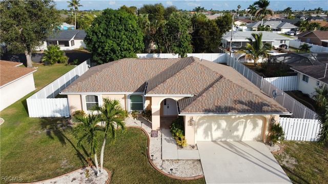 4417 SW 6th PL, Cape Coral, FL 33914