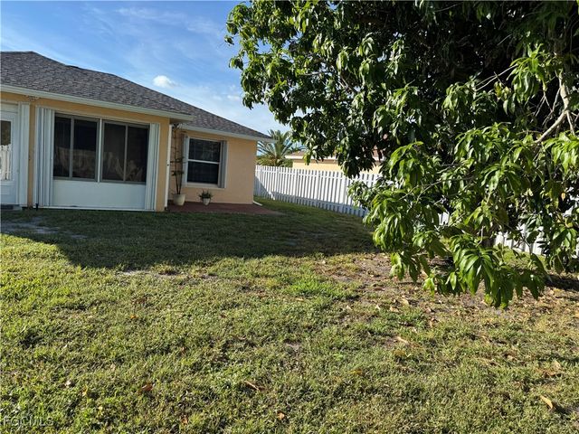 4417 SW 6th PL, Cape Coral, FL 33914