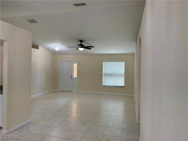 4417 SW 6th PL, Cape Coral, FL 33914