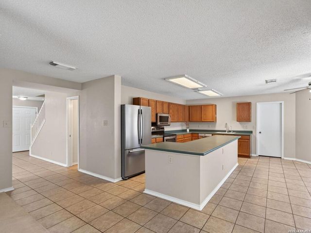 2566 Ashley Oak, Schertz, TX 78154