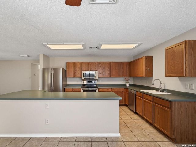 2566 Ashley Oak, Schertz, TX 78154