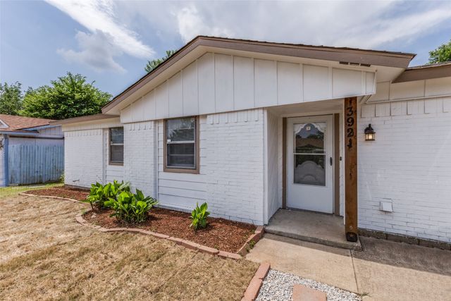 3921 Ambassador Way, Balch Springs, TX 75180