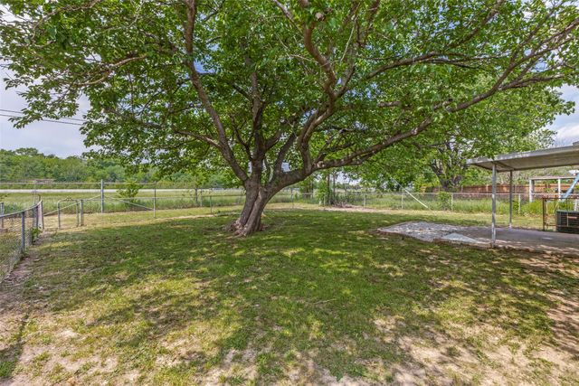 3921 Ambassador Way, Balch Springs, TX 75180