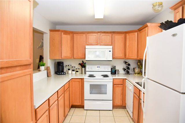 3815 Oldenburg, College Station, TX 77845