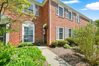 148 Jamestown Dr 148, Springfield, MA 01108