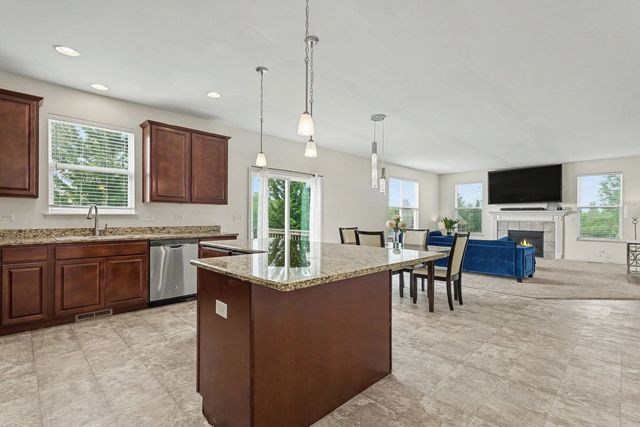 3575 Fletcher Lane, Aurora, IL 60506