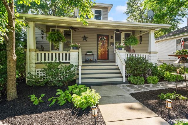 605 S Douglas Avenue, Belleville, IL 62220