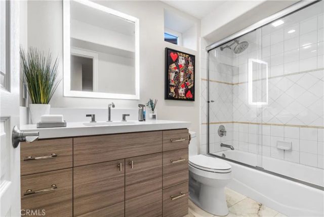 709 N. Lucia Ave B, Redondo Beach, CA 90277