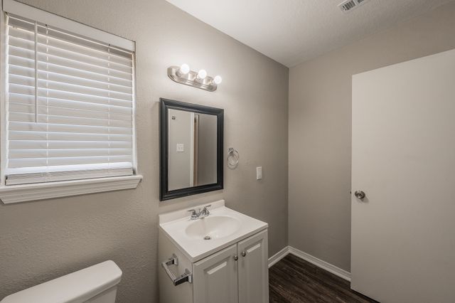 717 Blue Ridge Trail, Saginaw, TX 76179