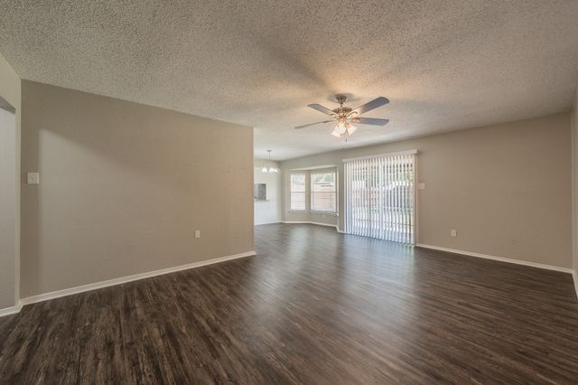 717 Blue Ridge Trail, Saginaw, TX 76179