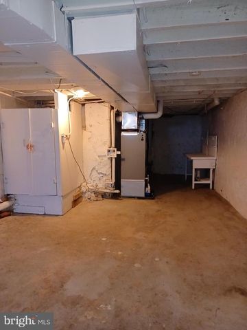 513 N HIGHLAND AVE, Baltimore, MD 21205