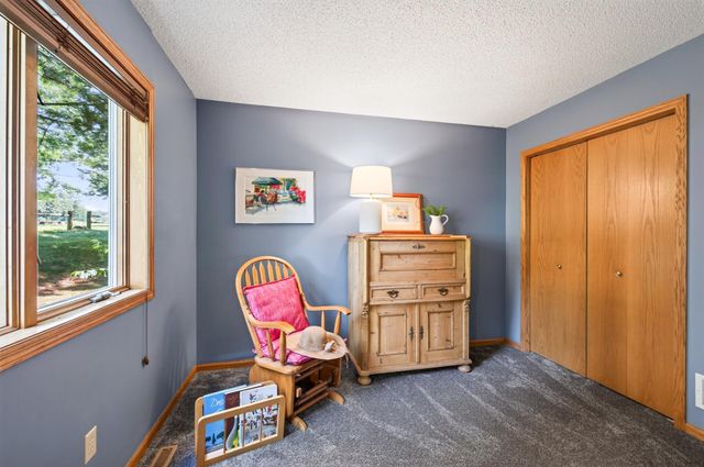 1143 Mckusick Road Lane N, Stillwater, MN 55082