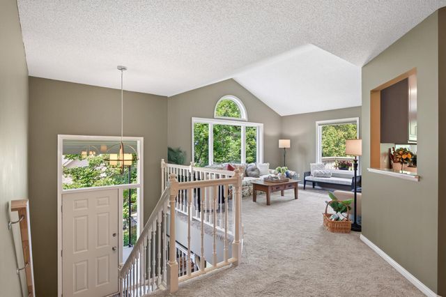 1143 Mckusick Road Lane N, Stillwater, MN 55082