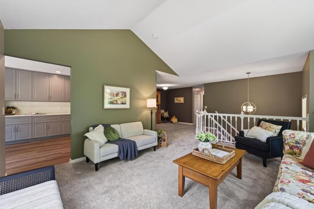1143 Mckusick Road Lane N, Stillwater, MN 55082