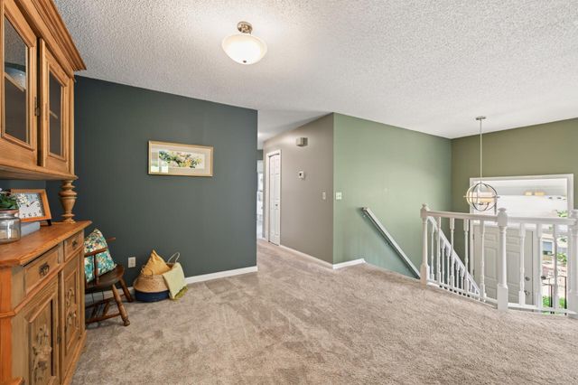 1143 Mckusick Road Lane N, Stillwater, MN 55082