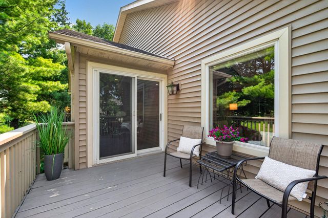 1143 Mckusick Road Lane N, Stillwater, MN 55082