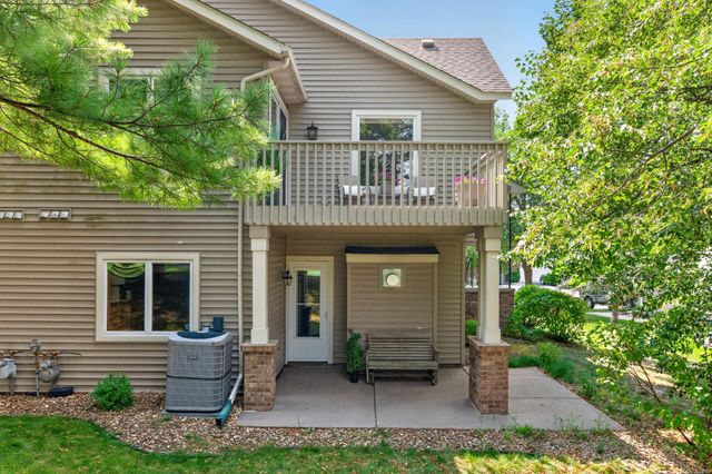 1143 Mckusick Road Lane N, Stillwater, MN 55082