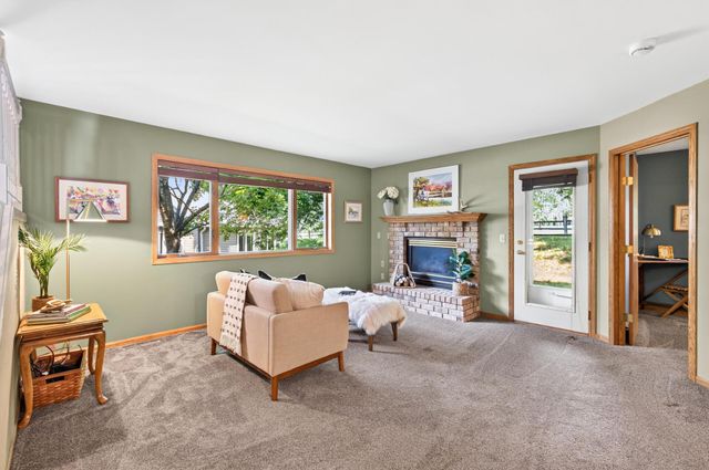 1143 Mckusick Road Lane N, Stillwater, MN 55082