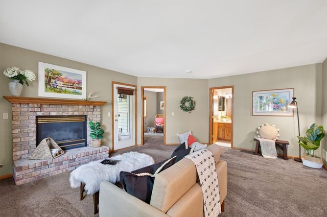 1143 Mckusick Road Lane N, Stillwater, MN 55082