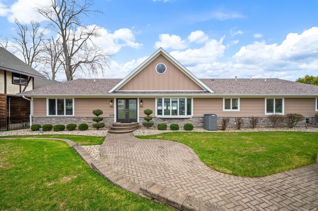 5363 Paw Paw Lake Road, Coloma, MI 49038