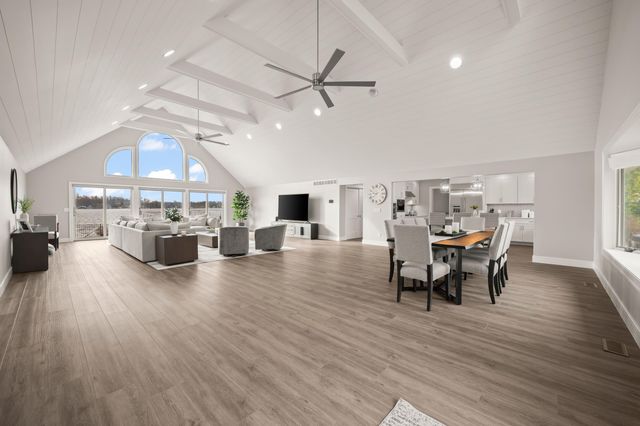 5363 Paw Paw Lake Road, Coloma, MI 49038