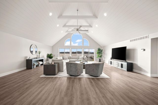 5363 Paw Paw Lake Road, Coloma, MI 49038