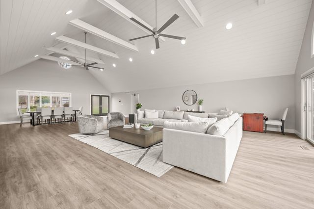 5363 Paw Paw Lake Road, Coloma, MI 49038