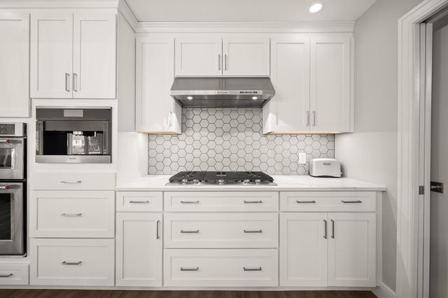 5363 Paw Paw Lake Road, Coloma, MI 49038