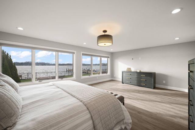 5363 Paw Paw Lake Road, Coloma, MI 49038