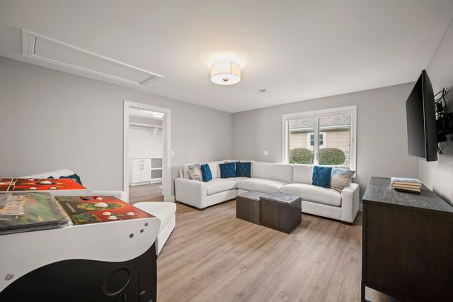 5363 Paw Paw Lake Road, Coloma, MI 49038